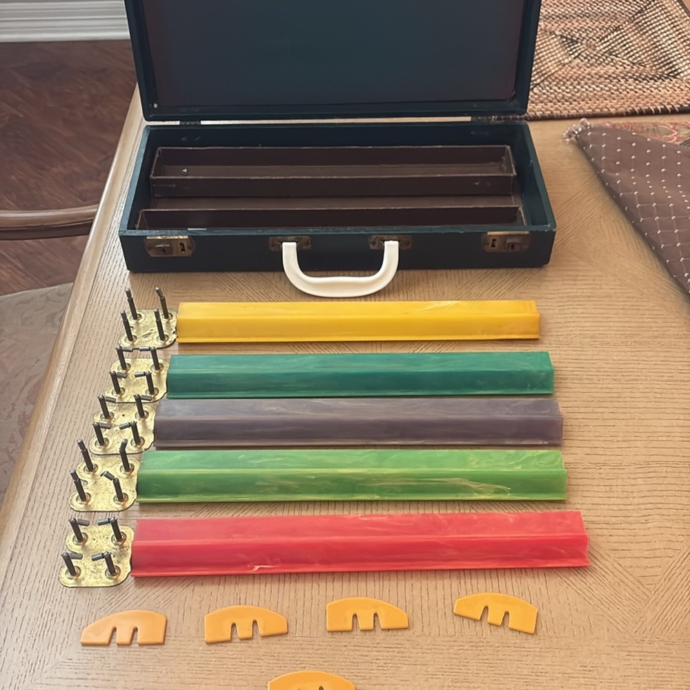 Mah Jongg 1930s/40s Bakelite tile racks with counter holders - Picture 5 of 8